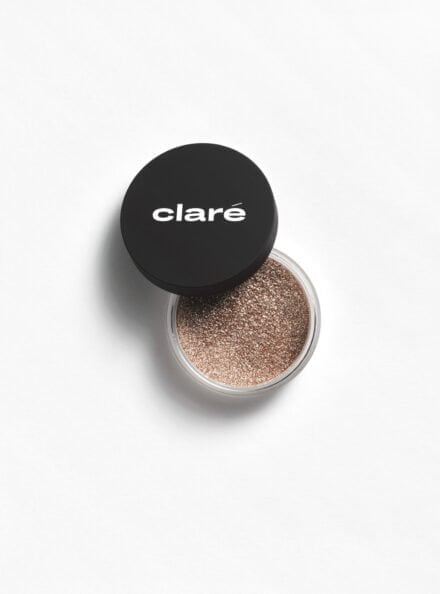 MAGIC DUST – COLD GOLD 13 1 Poznaj kosmetyki Claré - skuteczną pielęgnację i nieskrępowany makijaż. 100% działania. Rezultaty potwierdzone badaniami. Trwałe kolory. Idealne glow. Sprawdź.